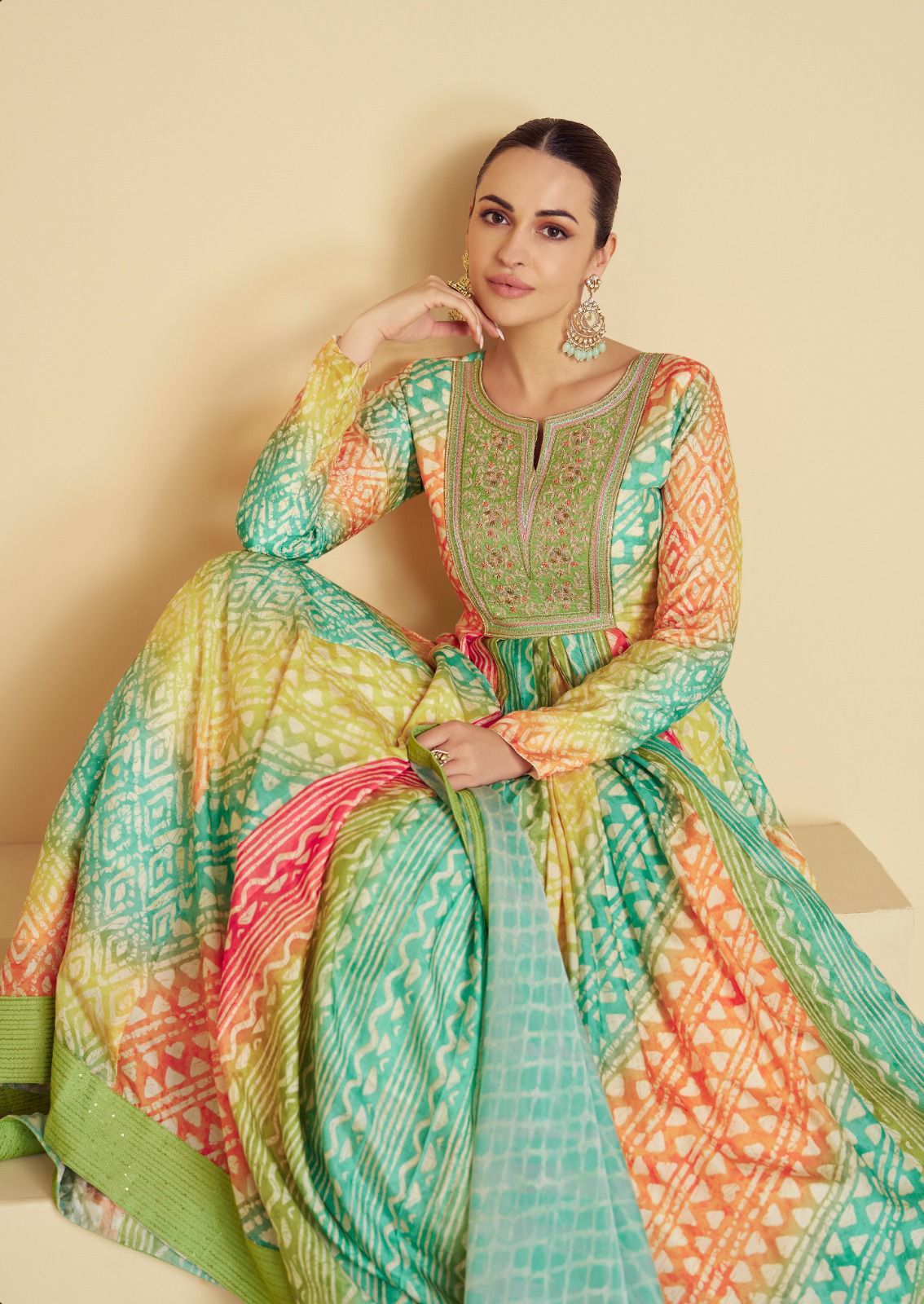 Vaari By Gulkayra Designer