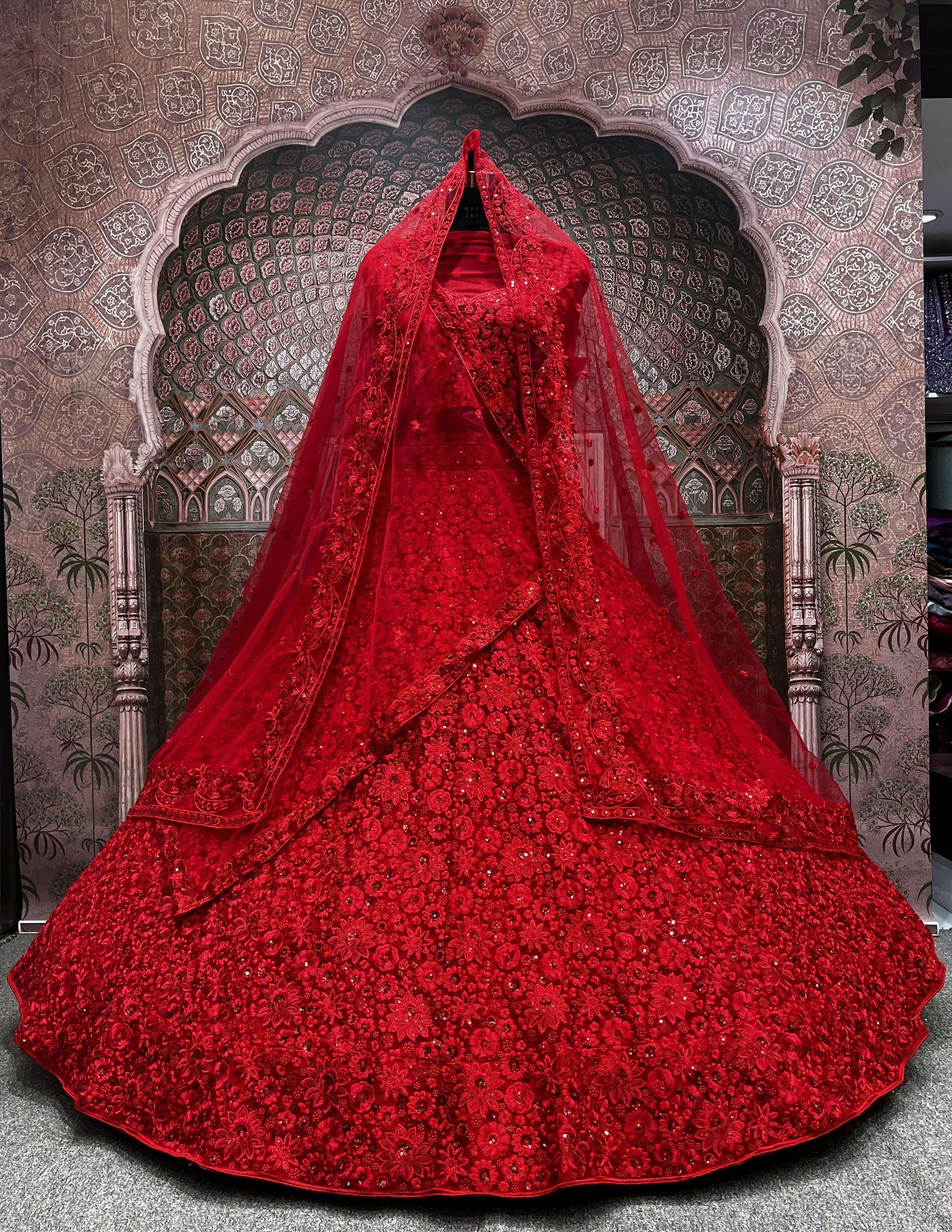 CULTURE NX RED BRIDAL DOUBLE DUPATTA LEHENGACHOLI 